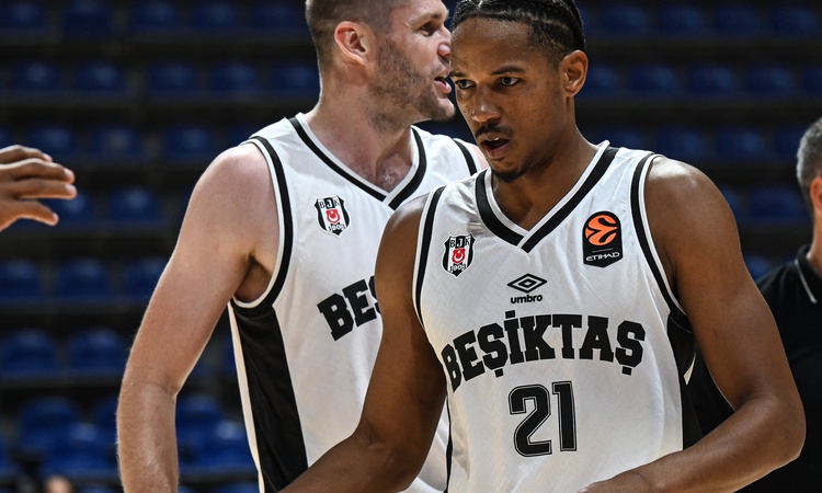 Sıcak Gündem: Beşiktaş, Euroleague'de Maccabi Tel Aviv'i 109-93 yenerek ilk galibiyetini aldı ve Merak Edilenl