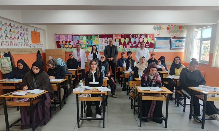Sıcak Gündem: Beypazarı'nda Halk Eğitimi Merkezinin okuma yazma kursu Rüstempaşa'da devam ediyor - Son Dakika
