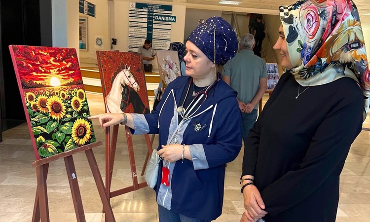 Sıcak Gündem: Beyşehir'de palyatif servisin 12 eseri sergilendi, Avustralyalı bisikletçi mola verdi: Gelişmele