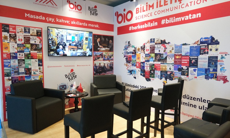 Sıcak Gündem: Bilim Kafe buluşmaları Türkiye Innovation Week'te akademisyenlerle resmen start aldı