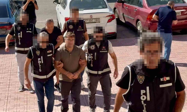 Sıcak Gündem: Bodrum'da liman başkanı rüşvet iddiasıyla seri numaralı parayla suçüstü yakalandı: Gelişmeler Ta