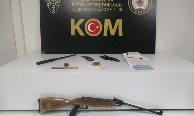 Sıcak Gündem: Bodrum'da 'Sokaklar Güvende' operasyonu: 7 gözaltı: Gelişmeler Takip Ediliyor