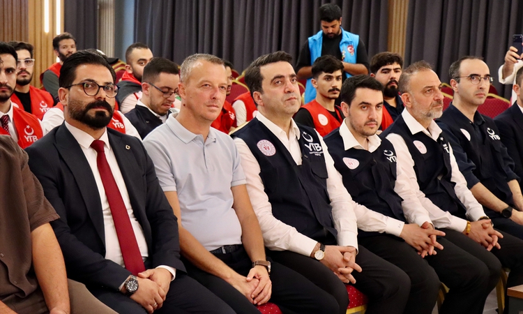 Sıcak Gündem: Bursa'da Orta Doğu Gençlik Kampı'nın kapanış programı yapıldı ve Merak Edilenler