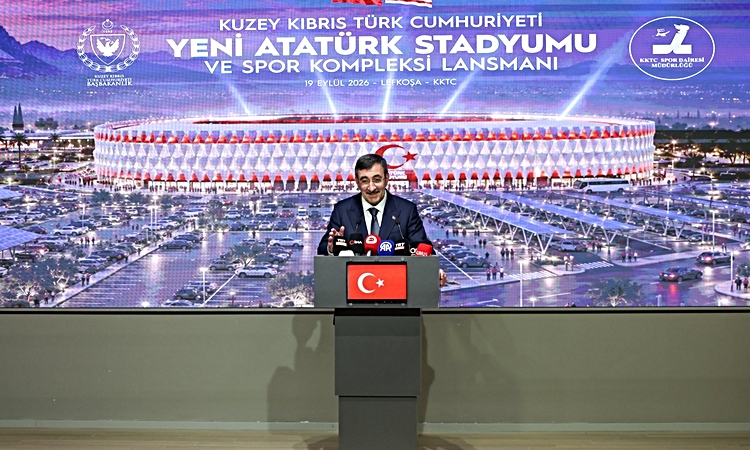 Sıcak Gündem: Cevdet Yılmaz, KKTC'de 8 bin kapasiteli Yeni Atatürk Stadyumu'nun lansmanına katıldı ve Merak Ed