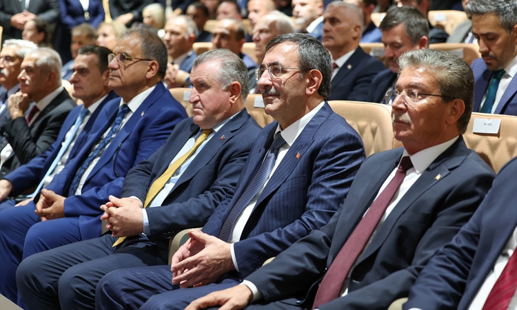 Sıcak Gündem: Cevdet Yılmaz KKTC'de Kıbrıs Türk halkını cezalandıranları eleştirdi ve Merak Edilenler