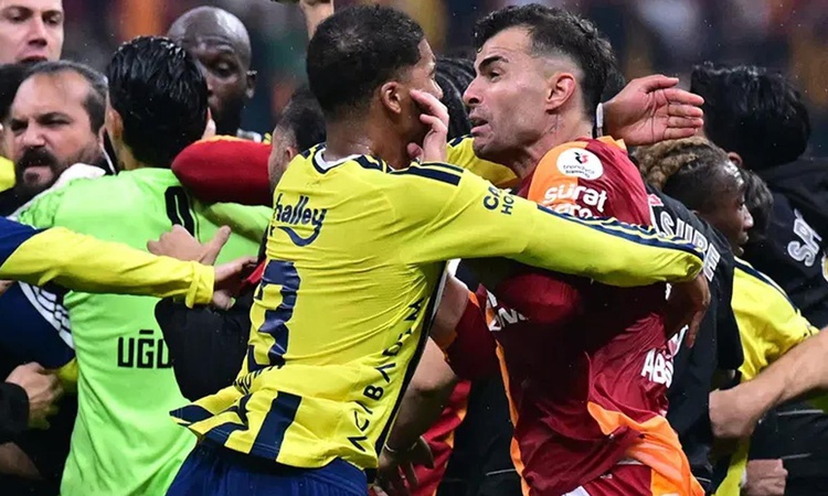Sıcak Gündem: Derbide kavga eden Archie Brown ve Abdülkerim Bardakcı'ya men cezası! PFDK, Galatasaray ve Fener