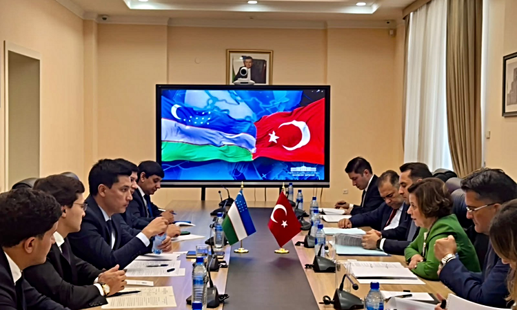 Sıcak Gündem: Dışişleri Bakan Yardımcısı Ekinci, Özbekistan’da temaslarda bulundu