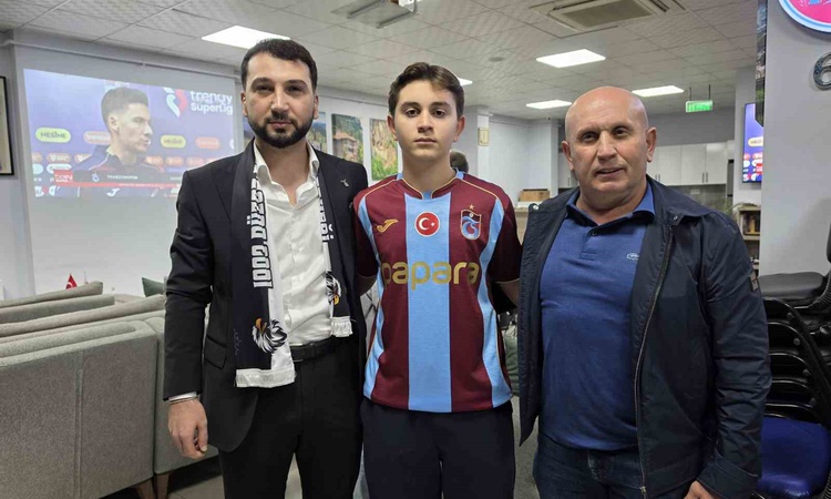 Sıcak Gündem: Düzce'de iki takım taraftarı, Trabzonspor-Beşiktaş maçını aynı dernekte izledi | İşte Tüm Ayrınt