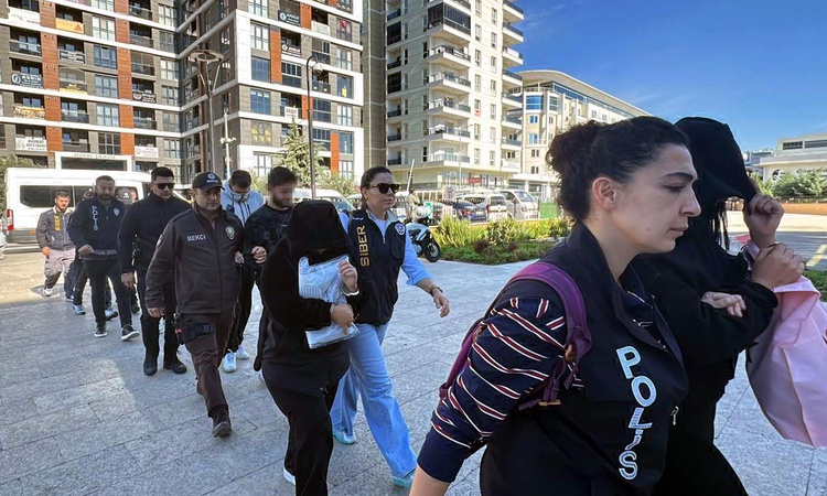 Sıcak Gündem: Edirne'de MASAK analizli yasa dışı bahis operasyonunda 7 şüpheli adliyeye sevk edildi