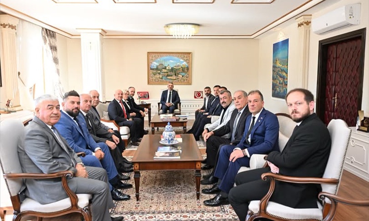 Sıcak Gündem: Edirne Valisi Sezer, MHP İl Başkanı ve Okçular Vakfı Genel Sekreteri'ni kabul etti | İşte Tüm Ay