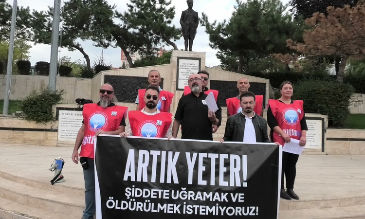 Sıcak Gündem: Eğitim-İş Yozgat, Manisa Turgutlu'da 11 öğrencinin yaralandığı saldırıya tepki gösterdi