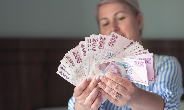 Sıcak Gündem: Emeklilere ek zam mı geliyor? Bütçedeki yüzde 66'lık detay heyecan yarattı | İşte Tüm Ayrıntılar