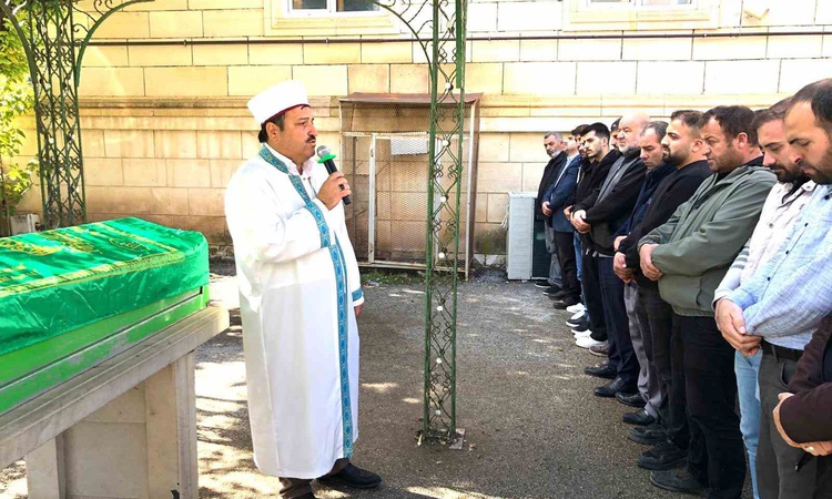Sıcak Gündem: Erzurum'da 52 yaşındaki Recai Karadaş'ın cenaze namazını imam kardeşi kıldırdı ve Merak Edilenle