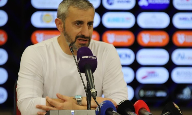Sıcak Gündem: Erzurumspor FK, deplasmanda Gaziantep FK'yı 3-1 yenerek 14 puana artış grafiği çizdi ve Merak Ed