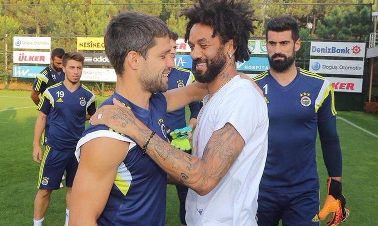Sıcak Gündem: Eski Fenerbahçeli Cristian Baroni: Her şeyimi kaybettim, acıma istemiyorum | İşte Tüm Ayrıntılar