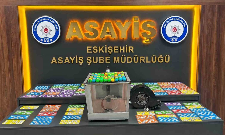 Sıcak Gündem: Eskişehir'de kumar baskınında 36 kişiye 417 bin 744 TL ceza kesildi: Gelişmeler Takip Ediliyor