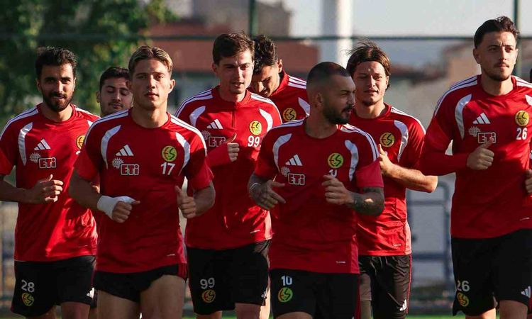 Sıcak Gündem: Eskişehirspor, sezonun ilk maçına hazırlanıyor - Son Dakika Bilgileri