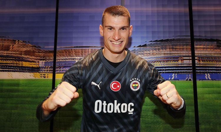 Sıcak Gündem: Fenerbahçe ile Barcelona anlaştı! Livakovic para kazandırarak gidiyor | İşte Tüm Ayrıntılar