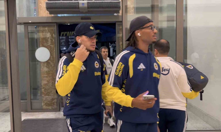 Sıcak Gündem: Fenerbahçe, Çaykur Rizespor'u 3-0 yenip taraftar sevgisiyle Rize'den ayrıldı: Gelişmeler Takip E