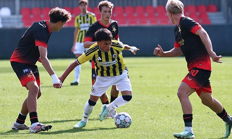 Sıcak Gündem: Fenerbahçe U19, Slavia Prag U19'a 3 golle kaybetti ve Merak Edilenler