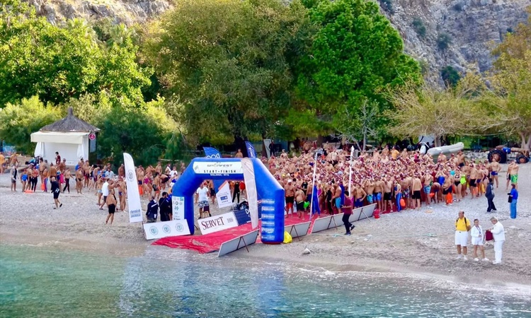 Sıcak Gündem: Fethiye'de açık su yüzme yarışları 4 kategoride 1612 sporcuyla tamamlandı ve Merak Edilenler