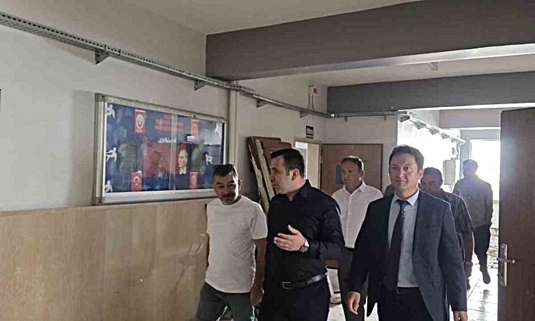 Sıcak Gündem: Gölbaşı Anadolu Lisesi’nde tadilat ve güçlendirme çalışmaları sürüyor