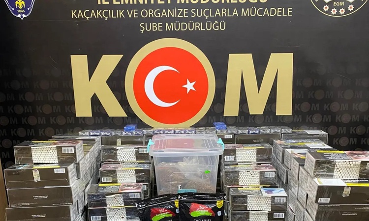 Sıcak Gündem: Gümüşhane'de denetimlerde 10 bin 282 kişi sorgulandı, 5 aranan şahıs yakalandı: Gelişmeler Takip