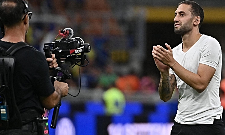 Sıcak Gündem: Hakan Çalhanoğlu şoku! Inter hastaneden gelen test sonuçlarını kamuoyuna ilan etti: Gelişmeler T