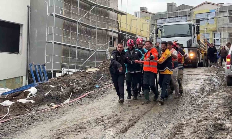 Sıcak Gündem: İstanbul Beykoz'da okul inşaatındaki kuyuya düşen işçi kurtarılamadı