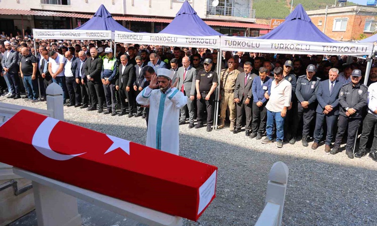 Sıcak Gündem: Kahramanmaraş Türkoğlu'nda alacak meselesinde ölen polis memuru Orçan toprağa verildi - Son Daki