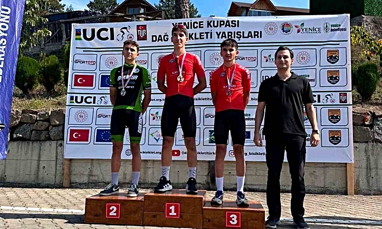 Sıcak Gündem: Kayseri'yi temsil eden sporcular Karabük'teki Yenice MTB Cup'ta 5 madalya kazandı ve Merak Edile
