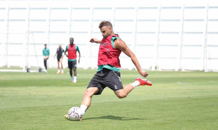 Sıcak Gündem: Konyaspor, Fenerbahçe Maçı Hazırlıklarını Sürdürüyor | İşte Tüm Ayrıntılar