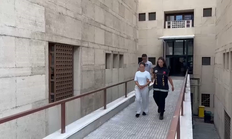Sıcak Gündem: ‘Kurye’ kılığına giren polisin yakaladığı firari hükümlü: Kargocu sandım
