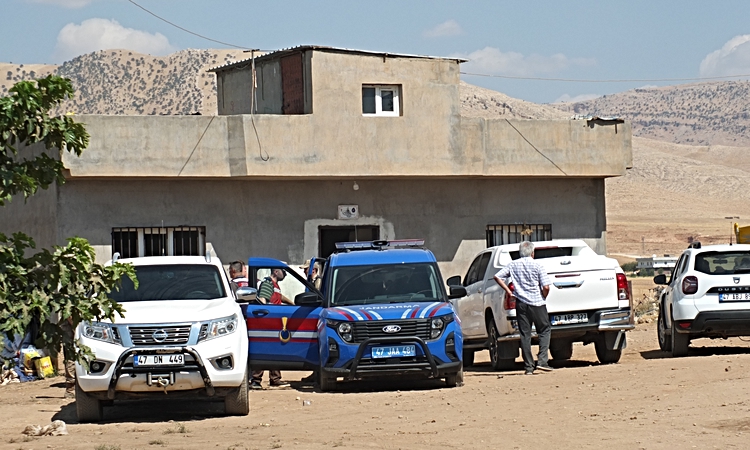 Sıcak Gündem: Mardin Derik'te kaybolan 13 yaşındaki çocuğun 3 arkadaşı ifade için karakola götürüldü | İşte Tü