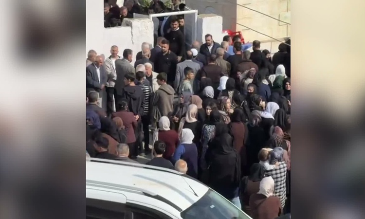 Sıcak Gündem: Mardin Nusaybin'de sulama kanalına devrilen araçta ölen 4'ü çocuk 6 kişi defnedildi - Son Dakika