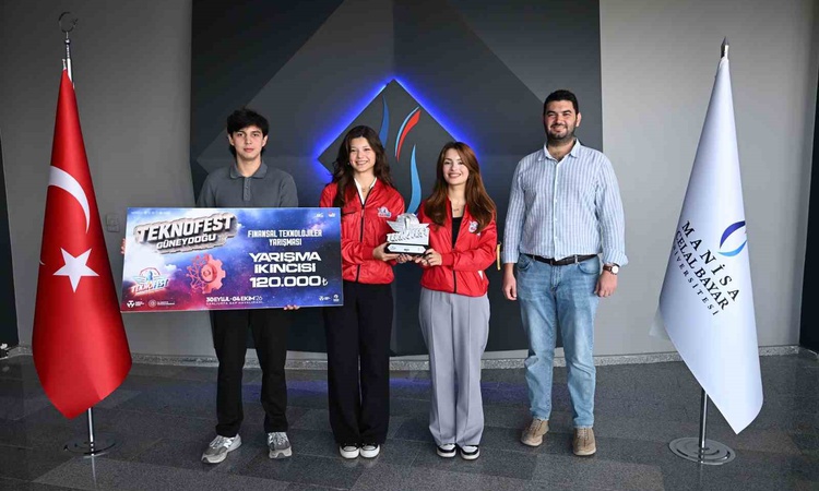 Sıcak Gündem: MCBÜ öğrencileri TEKNOFEST 2026'da Türkiye ikinciliği ve edebi yazı ödülü kazandı