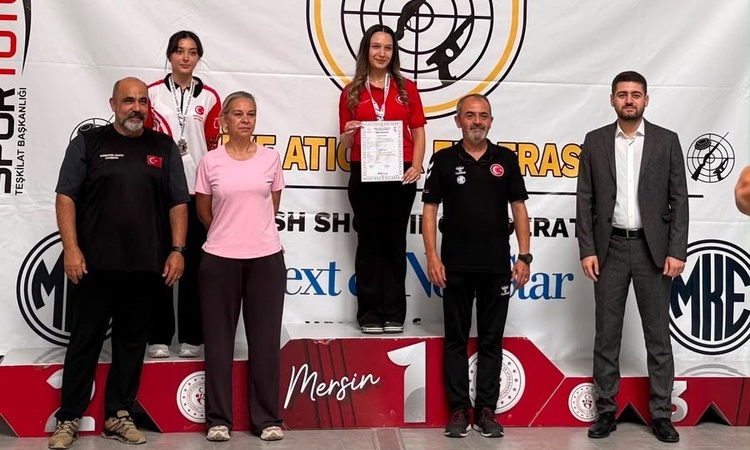 Sıcak Gündem: Milli atıcı Denktaş, 584 puanla Türkiye rekorunu aşıp olimpik kadroya hak kazandı | İşte Tüm Ayr