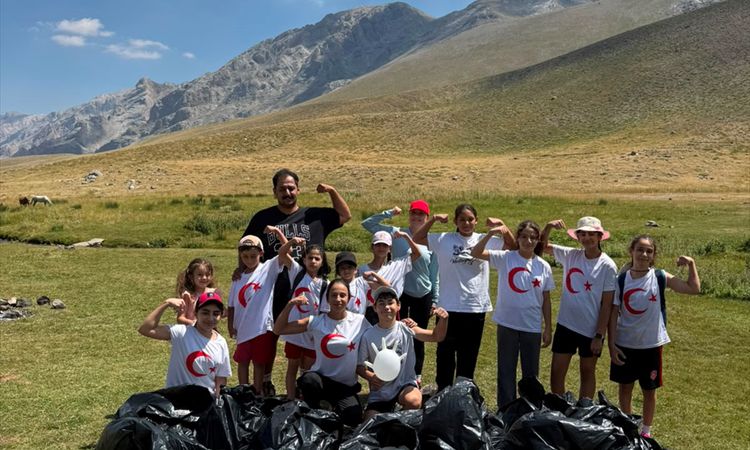 Sıcak Gündem: Minik Sporculardan Çevre Temizliği | İşte Tüm Ayrıntılar