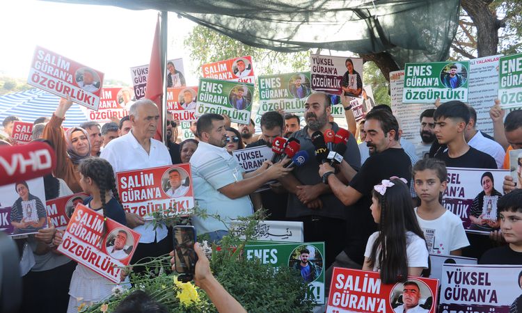 Sıcak Gündem: Narin Güran için 2'nci yıl dönümünde mevlit okutuldu - Son Dakika Bilgileri