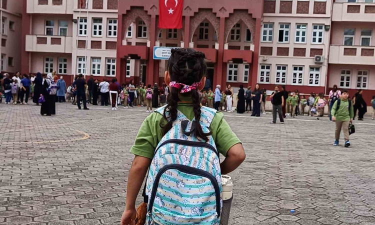 Sıcak Gündem: Ordu’da 121 bin 557 öğrenci ders başı yaptı - Son Dakika Bilgileri