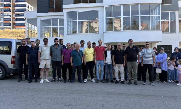 Sıcak Gündem: Samsun'da topraktan satın aldıkları dairelerin tamamlanmasını isteyen aileler suç duyurusunda bu