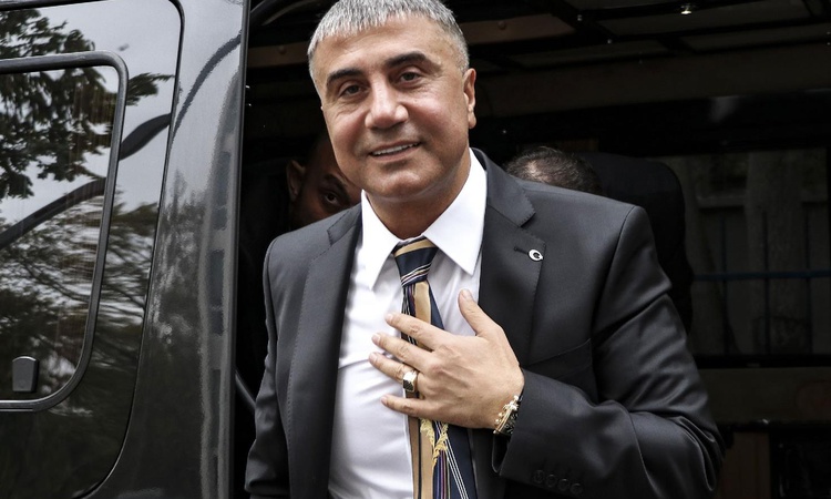 Sıcak Gündem: Sedat Peker, felç kalan polisin tedavi masrafını karşıladı | İşte Tüm Ayrıntılar