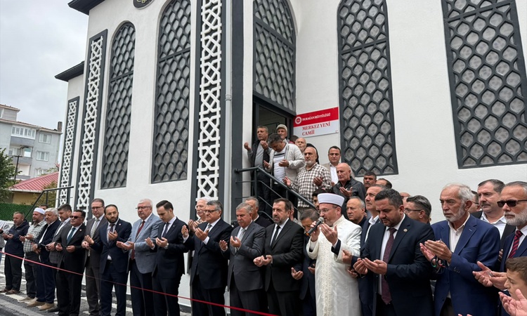 Sıcak Gündem: Sinop Durağan'da Merkez Yeni Cami, Türkiye Diyanet Vakfı katkılarıyla ibadete açıldı - Son Dakik