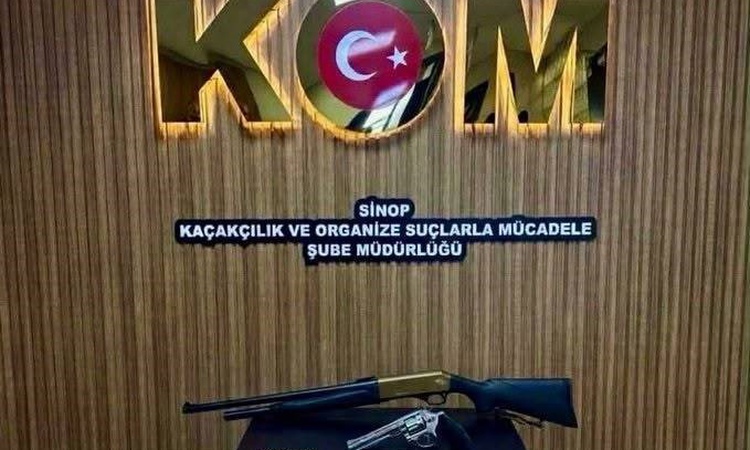 Sıcak Gündem: Sinop ve Samsun'da kaçakçılık operasyonunda 9 şüpheli yakalandı: Gelişmeler Takip Ediliyor