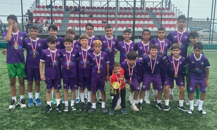 Sıcak Gündem: Sinopspor U14’ten gururlandıran başarı: Gelişmeler Takip Ediliyor