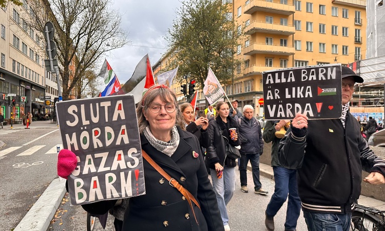 Sıcak Gündem: Stockholm'de yüzlerce kişi Gazze için İsveç Parlamentosu önüne yürüdü - Son Dakika Bilgileri