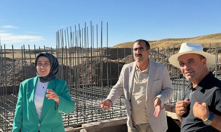 Sıcak Gündem: Taşlıçay Kaymakamı Kılıç ve Başkan Budak, proje alanlarını yerinde inceledi - Son Dakika Bilgile