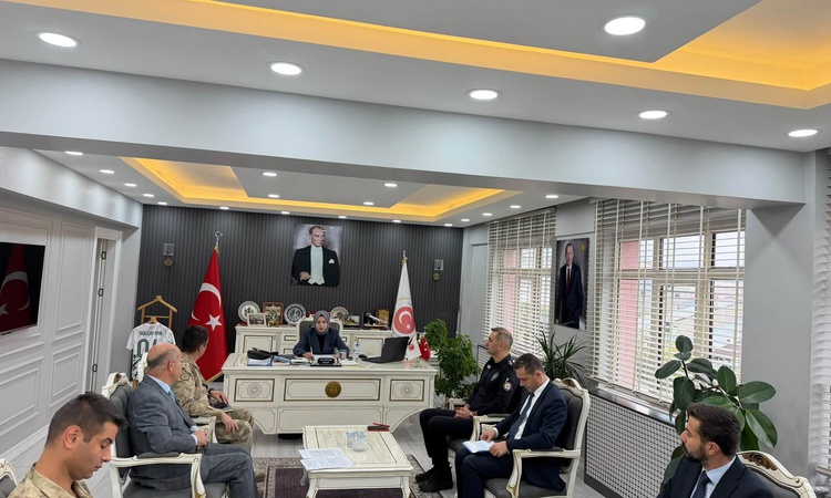 Sıcak Gündem: Taşlıçay'da okul güvenliği toplantısında öğrenci güvenliği için kararlar alındı - Son Dakika Bil