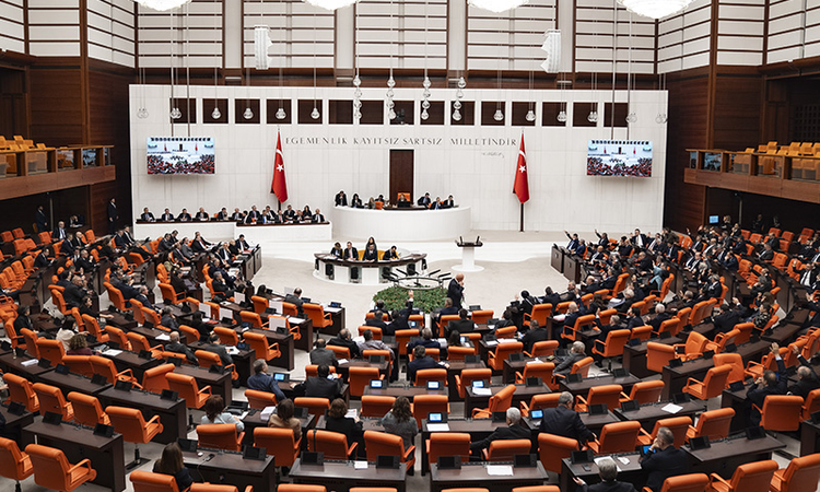 Sıcak Gündem: TBMM'de Kızılay Kanun Teklifi görüşmeleri resmen start aldı, muhalefetten denetim uyarısı geldi