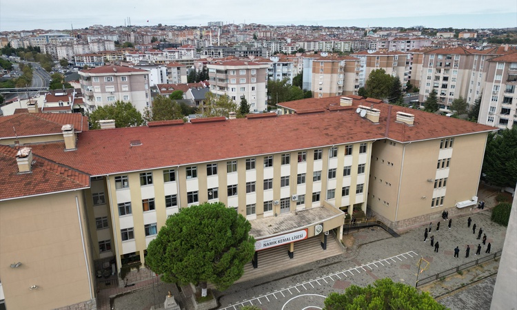 Sıcak Gündem: Tekirdağ Namık Kemal Lisesi 891 öğrenciyle 144 yıllık eğitim mirasını sürdürüyor ve Merak Edilen